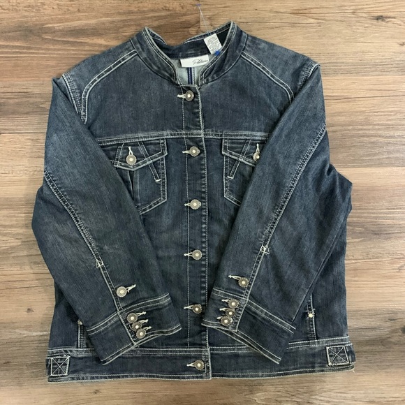 Chico's Platinum Rhinstone Jean Jacket Size Medium - Picture 9 of 12